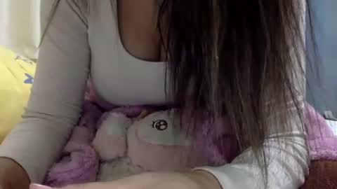Snapshot of bermudatriangle12 chatting on 1, 2, 2026 tixxie online show from 1, 2, 2026