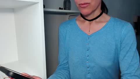 Snapshot of berry2024 chatting on 3, 5, 2026 berry2024 online show from 3, 5, 2026
