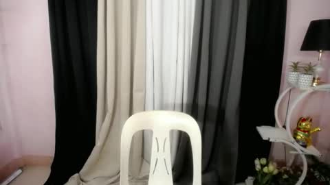 berry_shantal online show from 27, 3, 2026