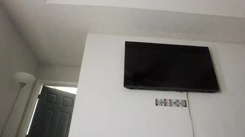 ToxicPipe757 online show from 10, 11, 2025