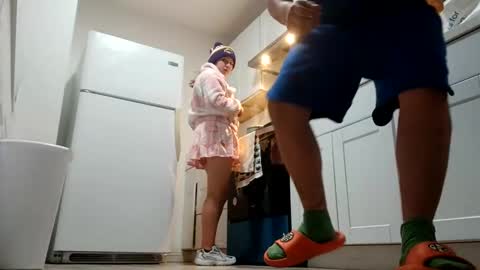 Rugal y angel online show from 20, 1, 2025