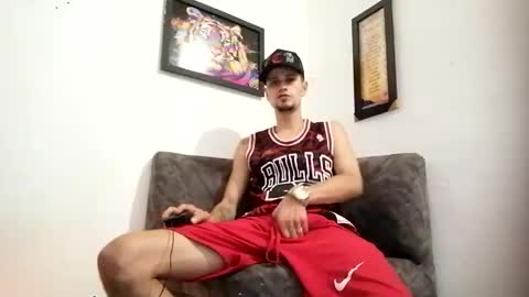 Snapshot of bestia_salvaje chatting on 27, 2, 2025 Andres online show from 27, 2, 2025