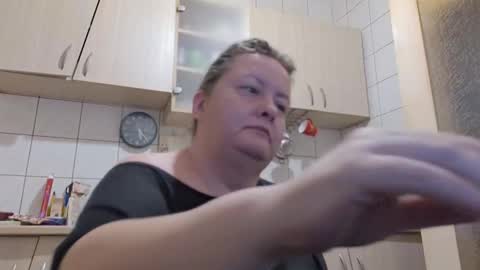 bethnorth online show from 10, 10, 2025