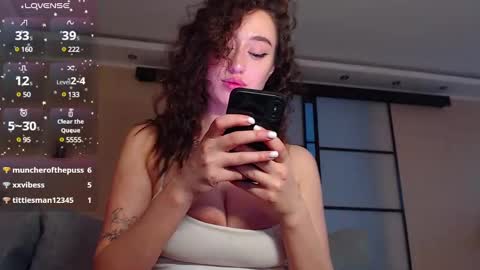 Snapshot of bethollan chatting on 6, 3, 2025 Elizabeth online show from 6, 3, 2025