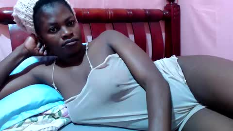 Snapshot of betina22 chatting on 20, 12, 2025 Betina online show from 20, 12, 2025