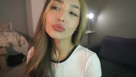 Snapshot of bettercallkira chatting on 30, 5, 2026 Ur Silly Lawyer Kira online show from 30, 5, 2026