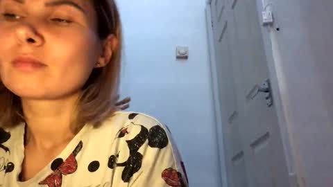 betty199175798 online show from 21, 10, 2025