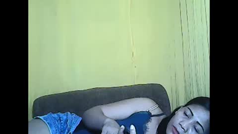 Snapshot of betty_83 chatting on 4, 11, 2025 betty_83 online show from 4, 11, 2025