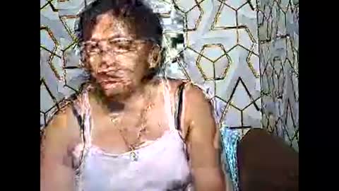 betty_83 online show from 12, 4, 2026