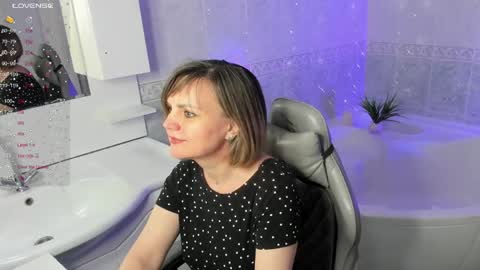 Snapshot of bettygibsonn chatting on 24, 3, 2026 Betty online show from 24, 3, 2026