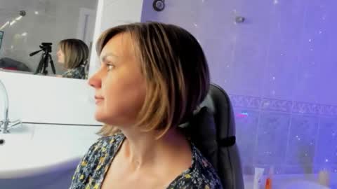 Snapshot of bettygibsonn chatting on 25, 3, 2026 Betty online show from 25, 3, 2026