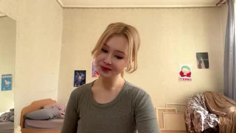 Hinata online show from 27, 2, 2026