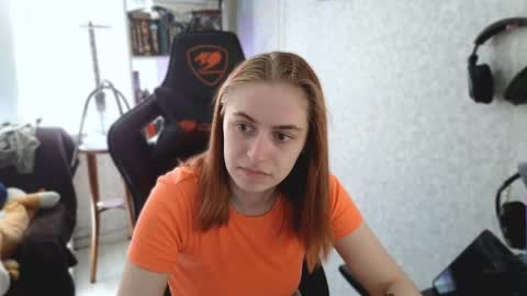 beverly_yay online show from 8, 5, 2026