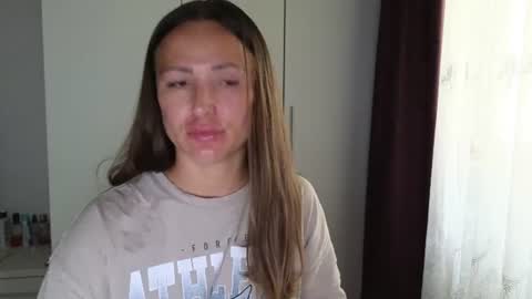 Snapshot of beyoncedoll chatting on 8, 7, 2026 BeyonceDoll Twitter DollBeyonce online show from 8, 7, 2026