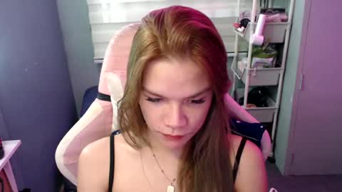 Snapshot of bheefuck52 chatting on 24, 6, 2026 bhee52 online show from 24, 6, 2026