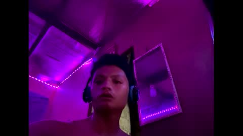 Snapshot of bhillrhey121103 chatting on 5, 1, 2025 bhillrhey121103 online show from 5, 1, 2025