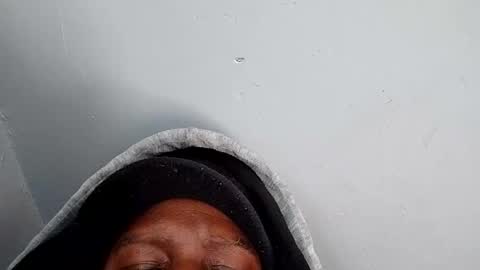 Snapshot of bi582945 chatting on 3, 12, 2025 bi582945 online show from 3, 12, 2025