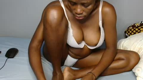 Snapshot of bianca_lue chatting on 17, 6, 2026 bianca baby online show from 17, 6, 2026