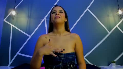Snapshot of bianca_vega_ chatting on 10, 4, 2026 bianca_vega_ online show from 10, 4, 2026