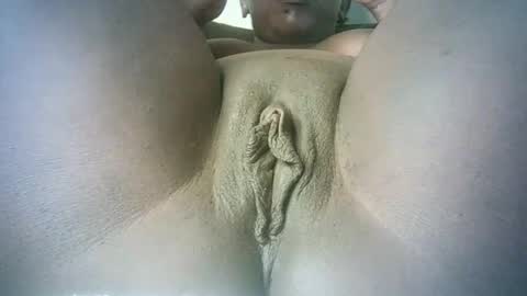 pretty online show from 24, 2, 2025