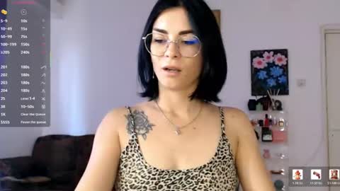 Snapshot of bibitina chatting on 1, 8, 2026 innasugarwild online show from 1, 8, 2026