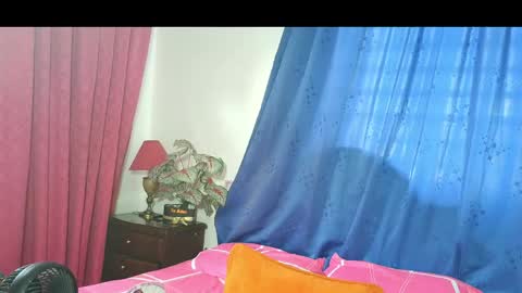 Snapshot of big_boobshot chatting on 26, 4, 2026 Marcela online show from 26, 4, 2026