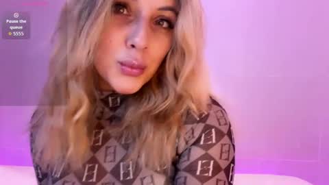 Snapshot of big_clit71 chatting on 28, 6, 2026 angela online show from 28, 6, 2026
