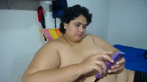 Snapshot of big_small_horny chatting on 10, 9, 2025 Milena And Luz online show from 10, 9, 2025