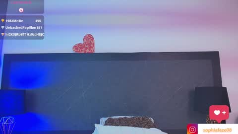 Snapshot of big_tits_in_your_face chatting on 5, 3, 2025 Tell me Sophia  online show from 5, 3, 2025