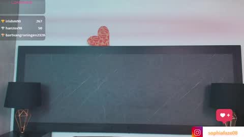 Snapshot of big_tits_in_your_face chatting on 6, 3, 2025 Tell me Sophia  online show from 6, 3, 2025