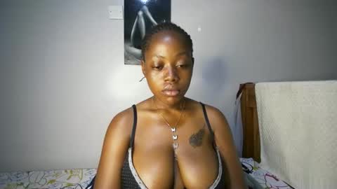 bigass001_ online show from 13, 11, 2025