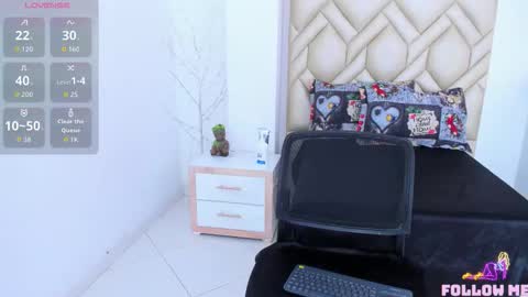 bigass_andtoes_anita online show from 24, 11, 2025