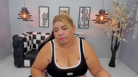 BigAssMaturee online show from 1, 12, 2025