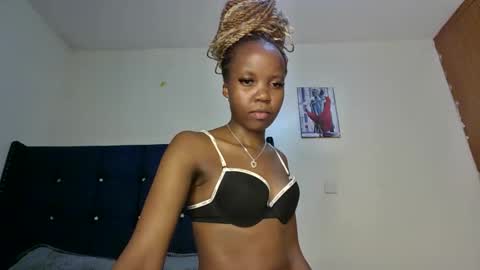 Snapshot of bigbaby004 chatting on 30, 4, 2026 bigbaby004 online show from 30, 4, 2026