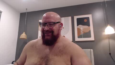 BigBear4Cuddles online show from 16, 4, 2026