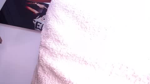 Mia online show from 22, 2, 2025