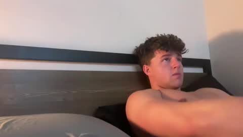 bigbootyburger1 online show from 15, 4, 2026