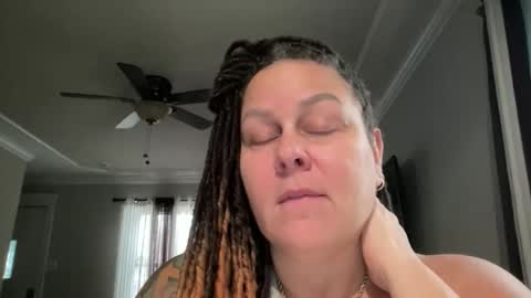 BIG BREAST SABRINA online show from 31, 1, 2026