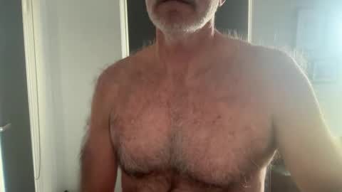 Snapshot of bigbush1 chatting on 5, 5, 2026 big bush online show from 5, 5, 2026