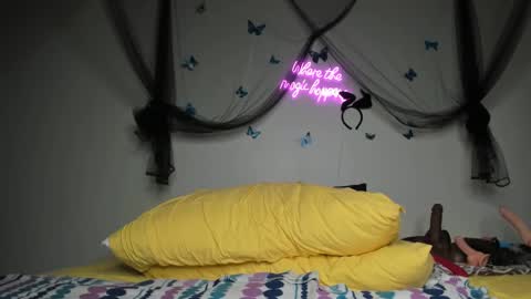 bigbuttsarena online show from 11, 2, 2025