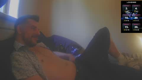 Jon - Im Straight online show from 26, 5, 2026