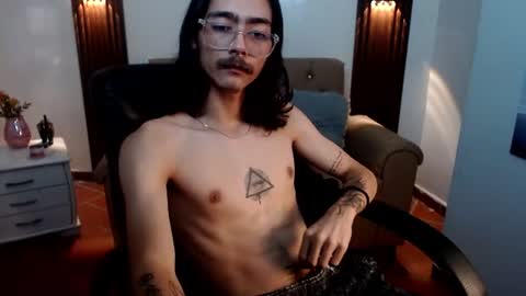 Snapshot of bigcock_robert chatting on 12, 7, 2026 ROBB online show from 12, 7, 2026