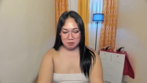 BABY LEXIE online show from 19, 3, 2026