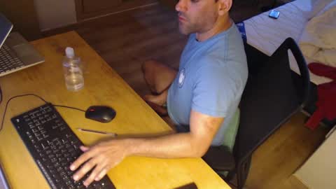 bigcok35spain online show from 16, 4, 2026