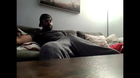 Snapshot of bigcumcanada chatting on 18, 11, 2025 bg online show from 18, 11, 2025