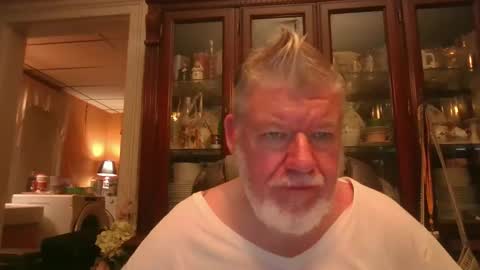 Snapshot of bigdaddybear1244 chatting on 11, 6, 2026 BigDaddyBear online show from 11, 6, 2026
