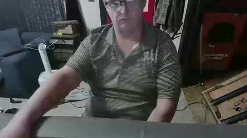 Snapshot of bigdbrillion chatting on 10, 10, 2025 Darryl online show from 10, 10, 2025