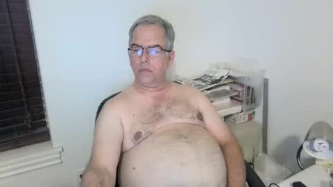 Snapshot of bigdylan17 chatting on 3, 2, 2025 Dylan 56 Taleah 53 online show from 3, 2, 2025