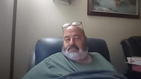 bigfuzzyteddybear online show from 21, 4, 2026