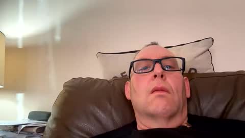 biggloves4bighands online show from 5, 3, 2026